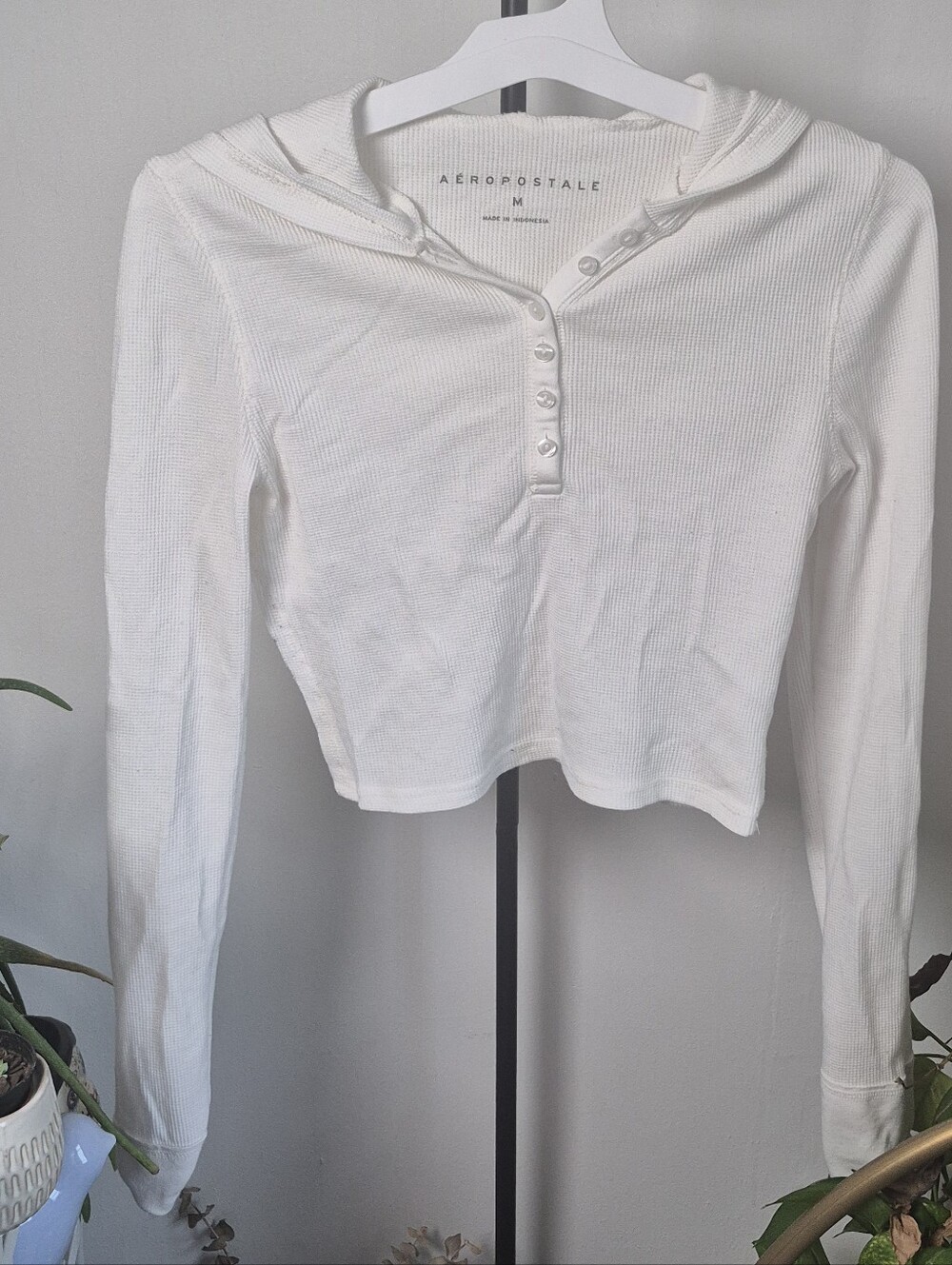 Aeropostale White Ribbed Henley Top
